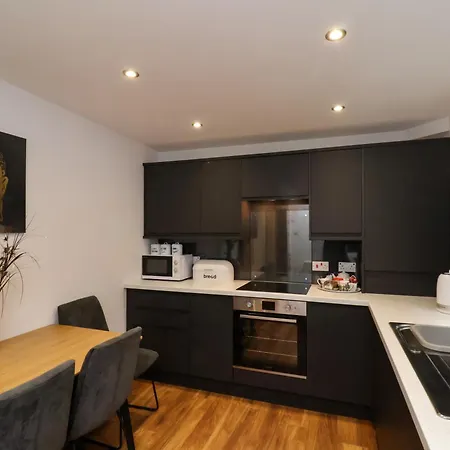 아파트 The Arches *