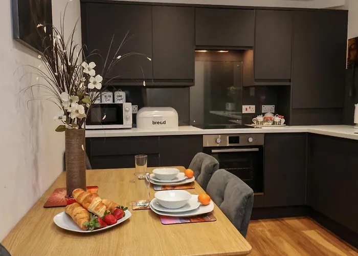 아파트 The Arches 휫비