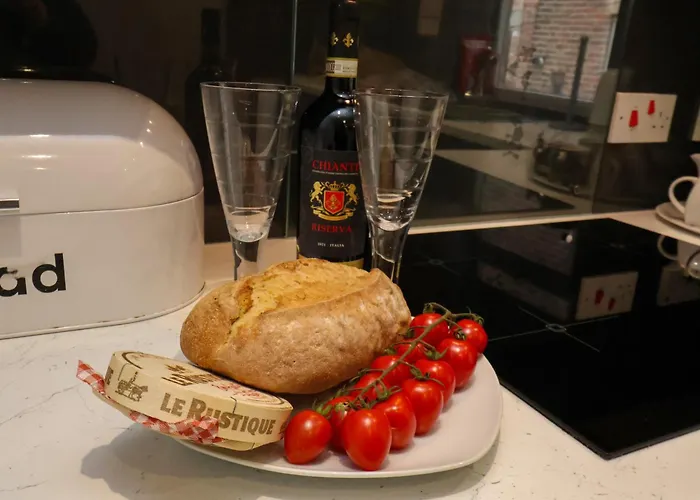 The Arches 아파트 휫비