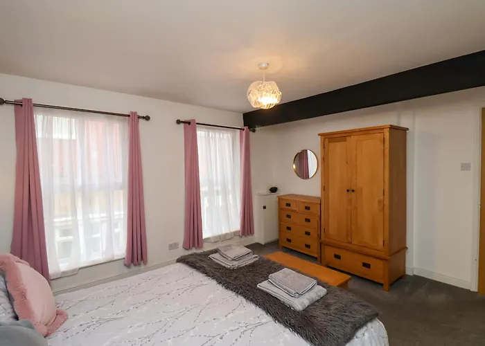 아파트 The Arches 휫비